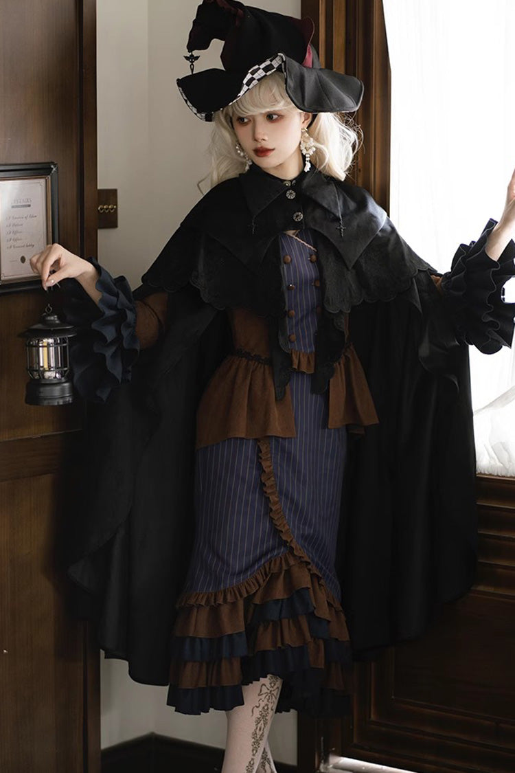Casually Elegant Garment with a Refined Edge