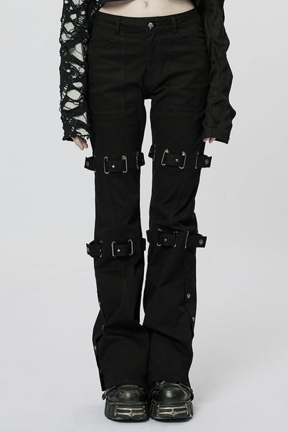 Effortlessly Elegant Pants with a Timeless Design