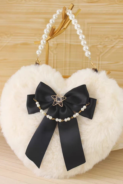 Beautifully Finished Bag in a Timeless Design