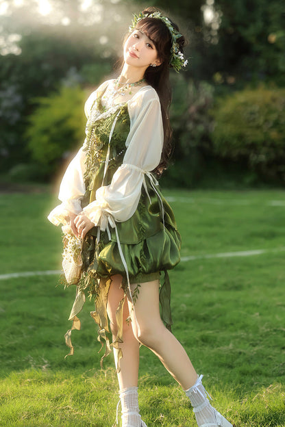 Subtly Elegant Dress with a Refined Vintage Look