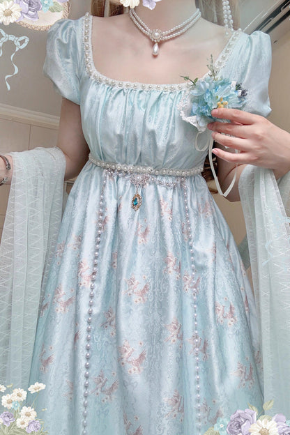 Finely Styled Dress with a Classic Vintage Look