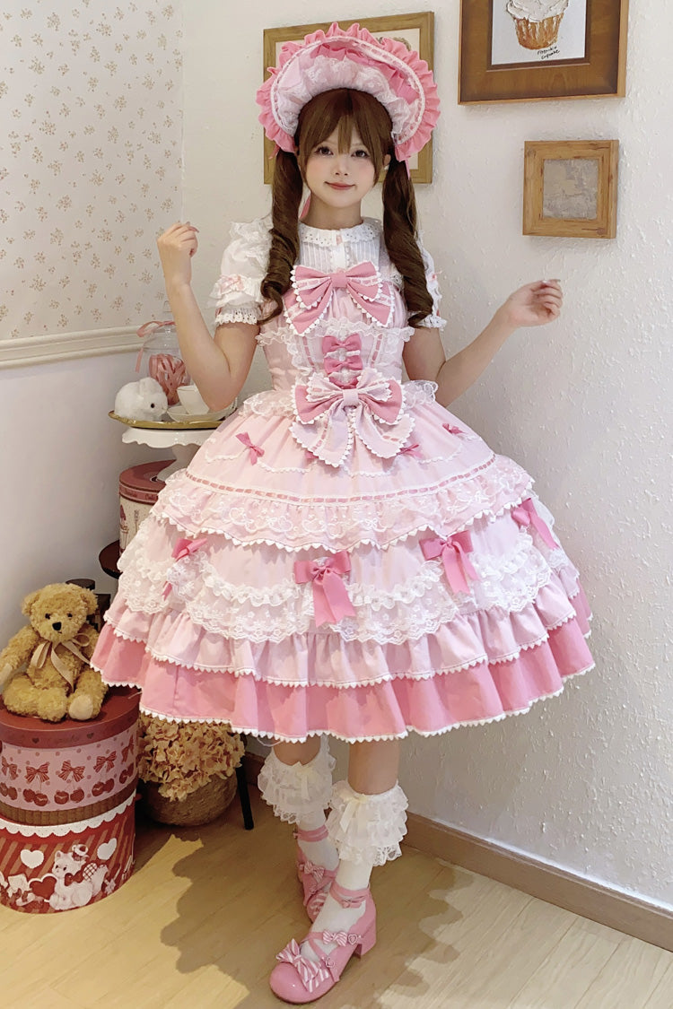 Finely Styled Dress with a Classic Vintage Look