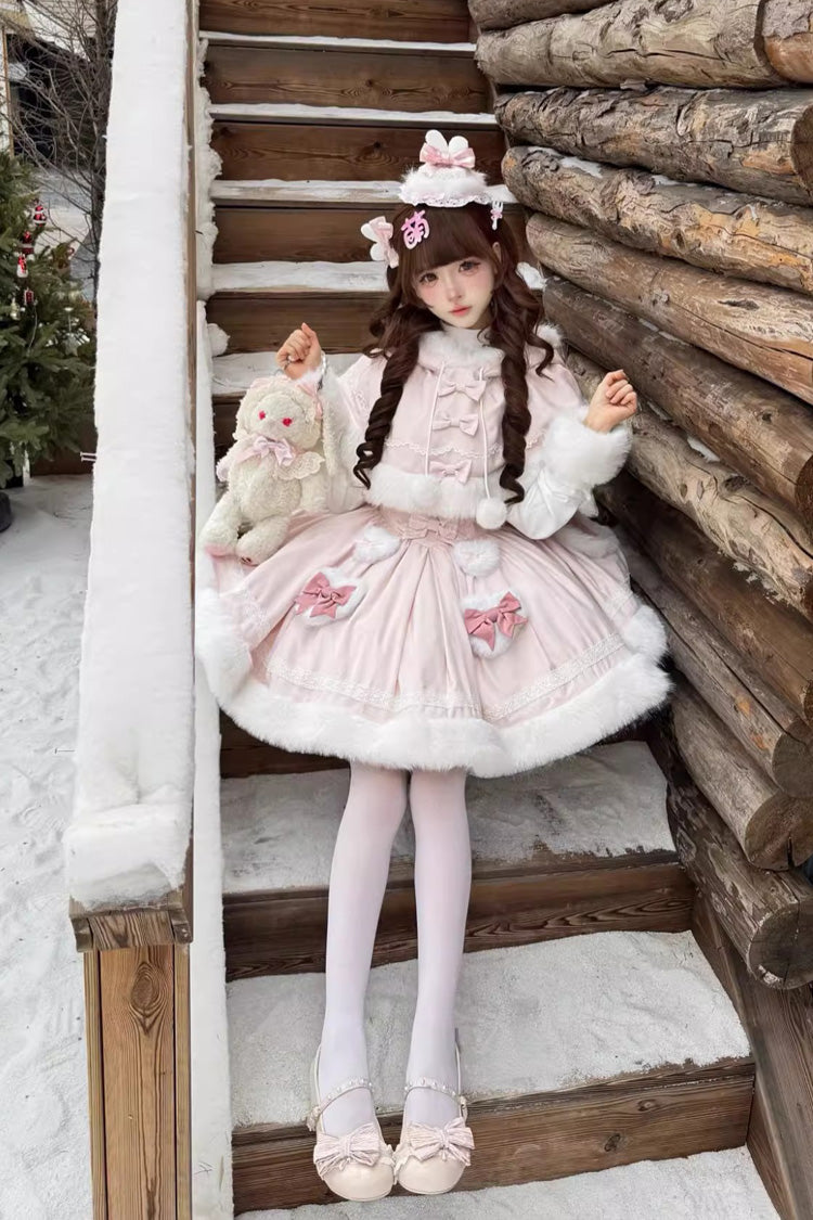 Subtly Elegant Dress with a Refined Vintage Look