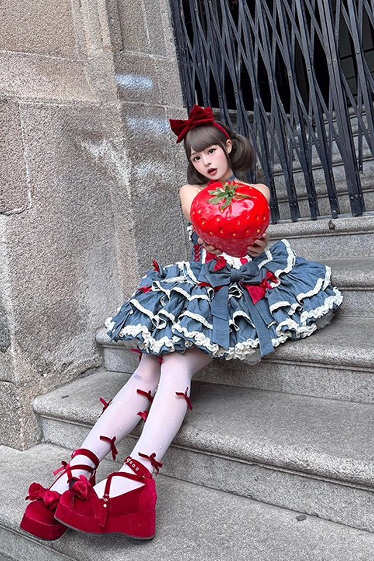 Finely Styled Dress with a Classic Vintage Look