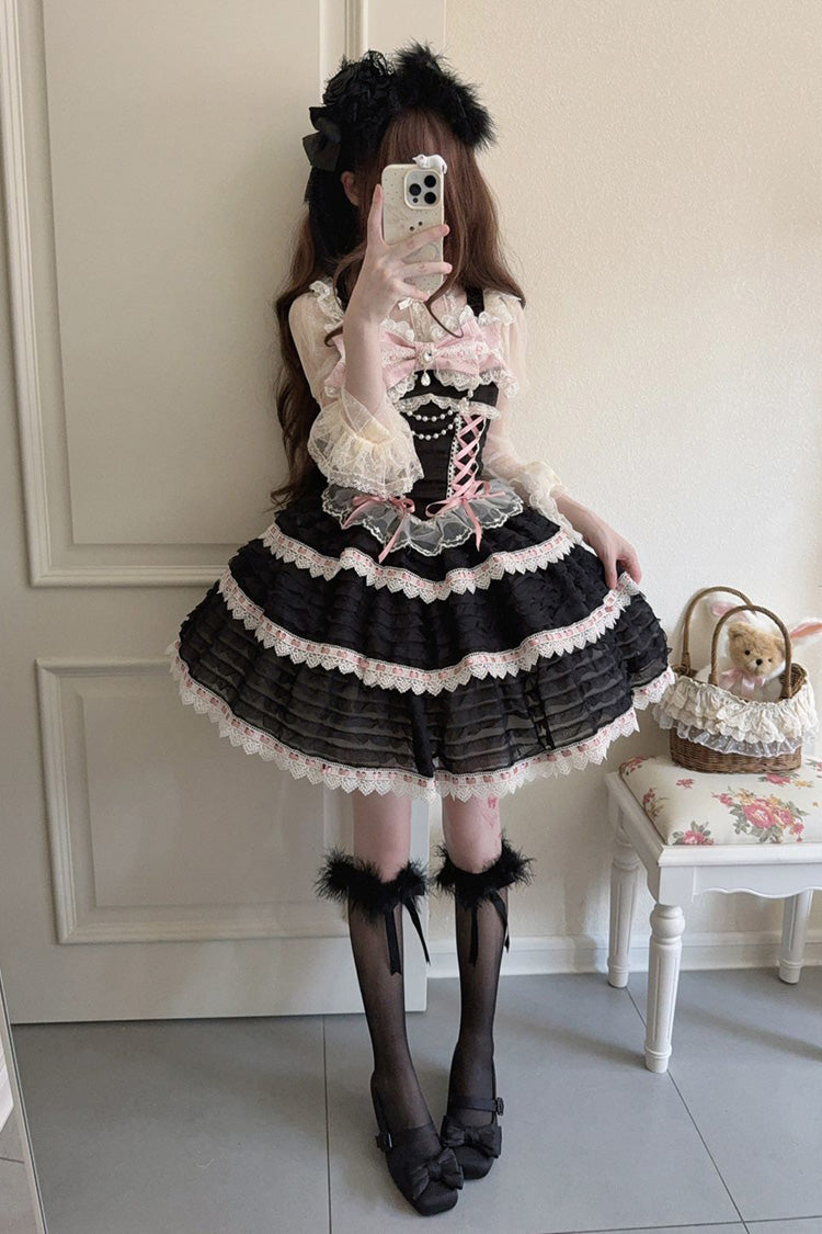 Finely Styled Dress with a Classic Vintage Look