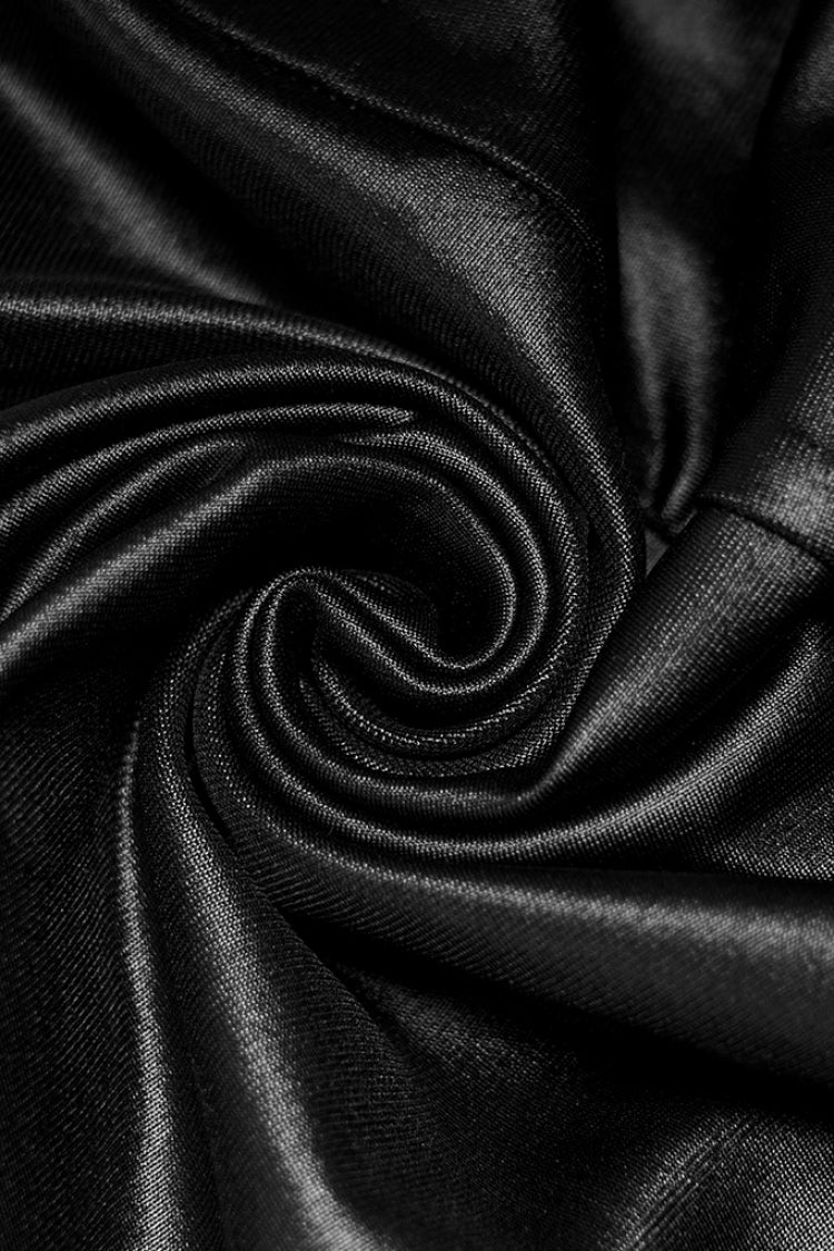 Casually Elegant Garment with a Refined Edge