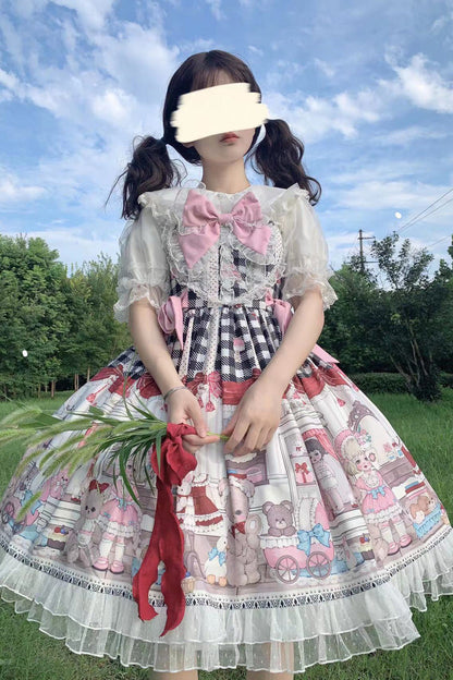 Subtly Elegant Dress with a Refined Vintage Look