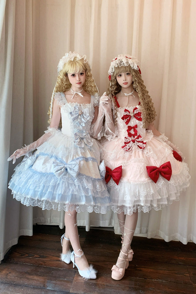 Finely Styled Dress with a Classic Vintage Look