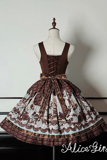 Finely Styled Dress with a Classic Vintage Look