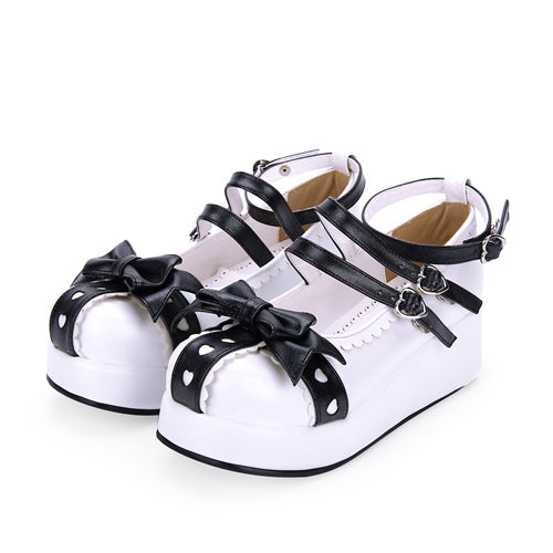 Classic Designed Shoes in a Timeless Cut