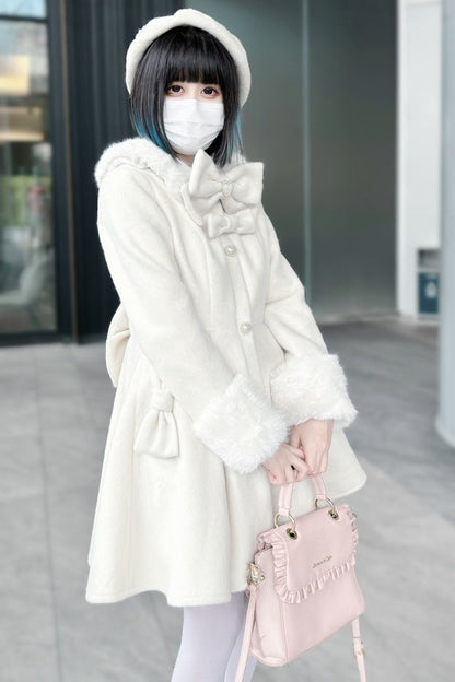 Classic Vintage Coat with a Flattering Fit