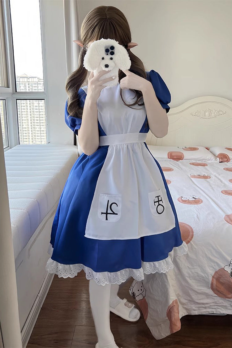 Finely Styled Dress with a Classic Vintage Look