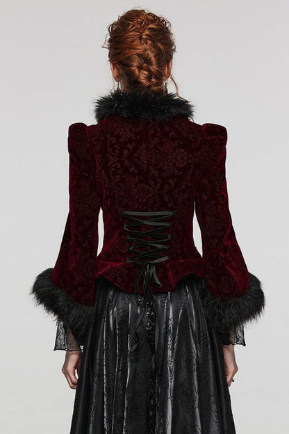 Beautifully Finished Coat in a Timeless Design