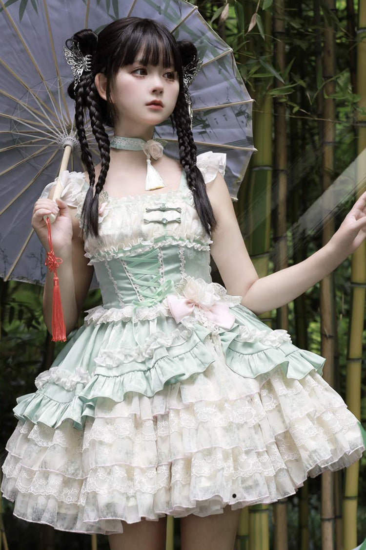 Finely Styled Dress with a Classic Vintage Look