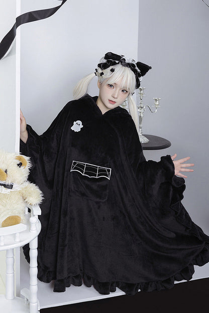Finely Styled Coat with a Classic Vintage Look