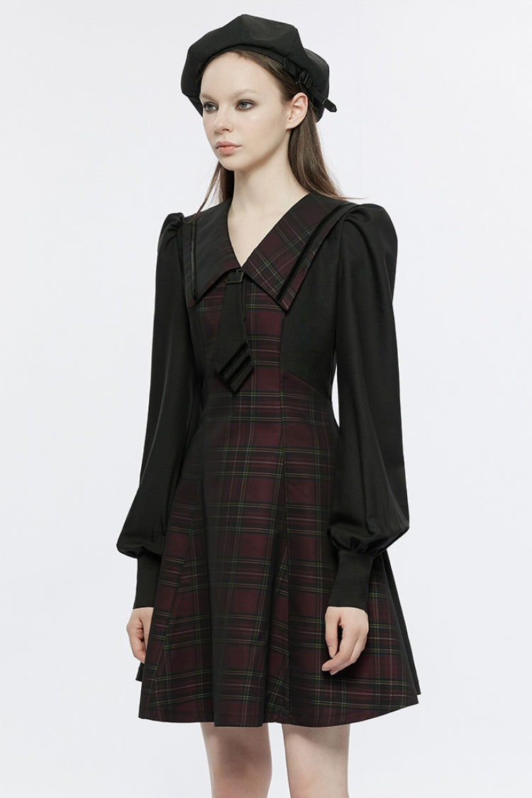 Sophisticated Dress with a Clean Classic Look
