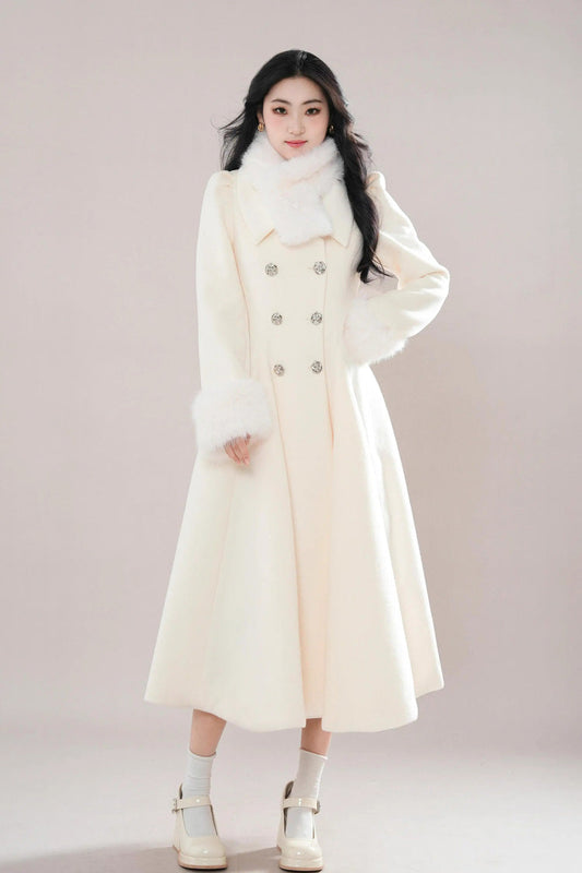 Classic Vintage Coat with a Flattering Fit