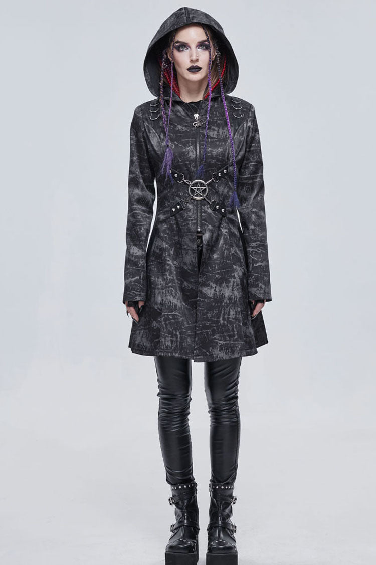 Finely Styled Coat with a Classic Vintage Look