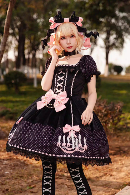Subtly Elegant Dress with a Refined Vintage Look