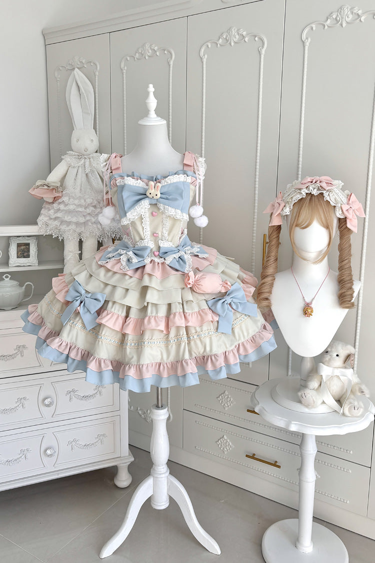 Subtly Elegant Dress with a Refined Vintage Look