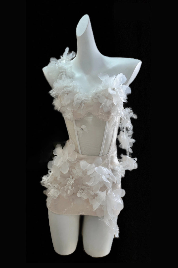 Thoughtfully Designed Dress in a Timeless Style