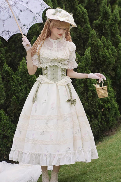 Vintage Style Dress with a Modern Fit