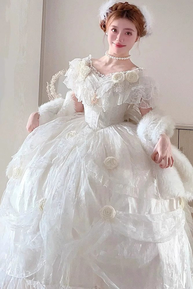 Finely Styled Dress with a Classic Vintage Look