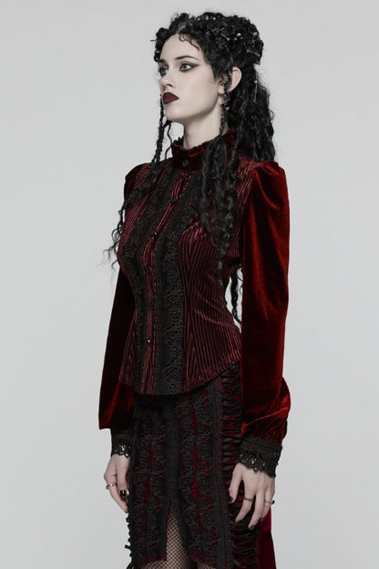 Finely Styled Blouse with a Classic Vintage Look
