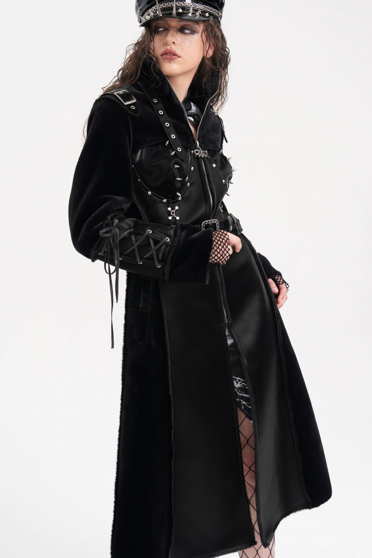 Effortlessly Elegant Coat with a Timeless Design
