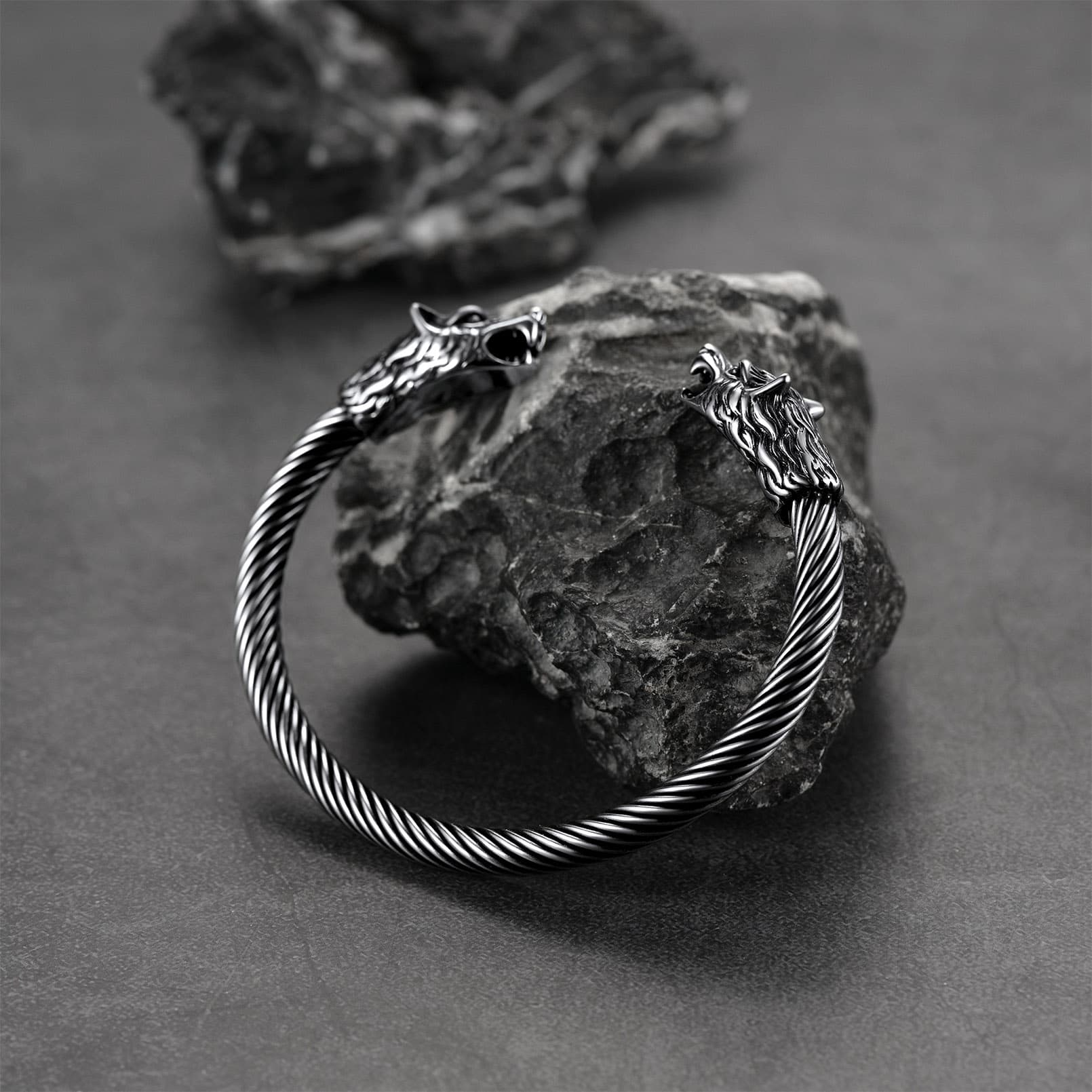 Viking Wolf Head Arm Ring Cuff Bracelet for