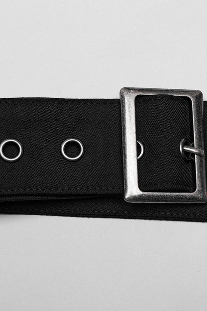 Casually Elegant Garment with a Refined Edge