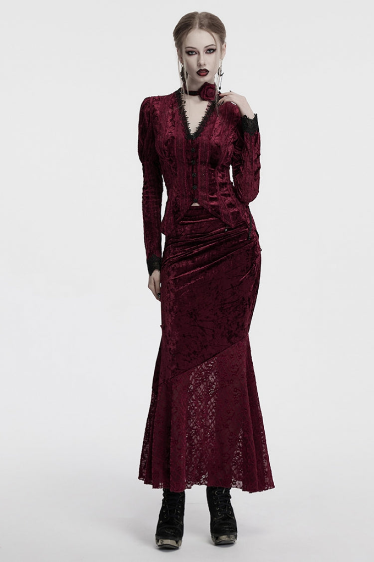 Beautifully Crafted Blouse in a Classic Style