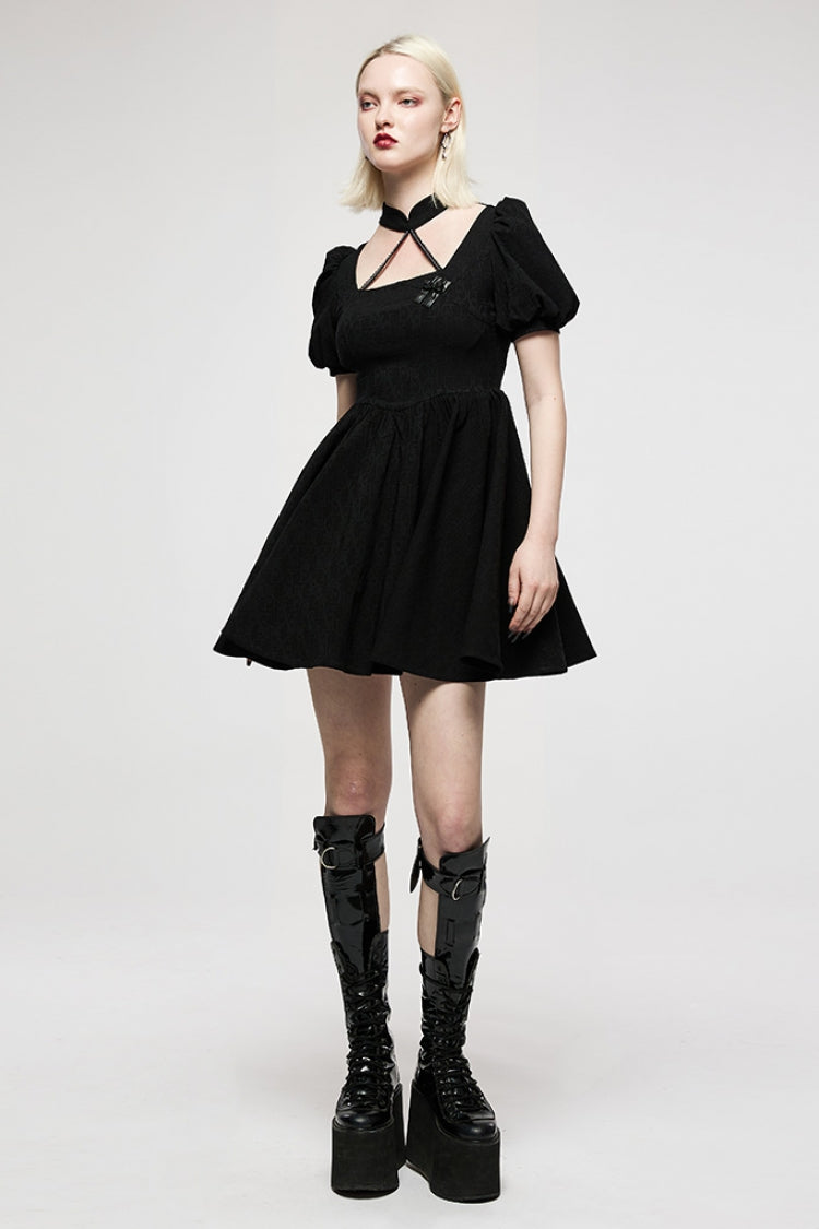 Finely Styled Dress with a Classic Vintage Look