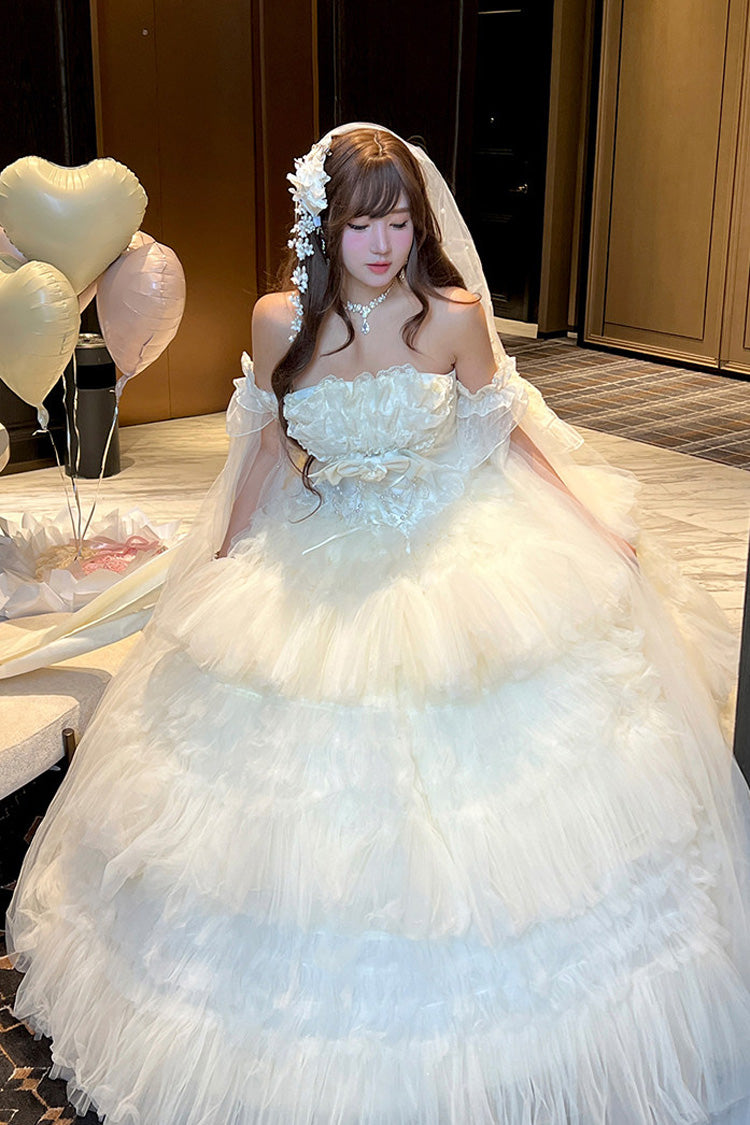 Subtly Elegant Dress with a Refined Vintage Look