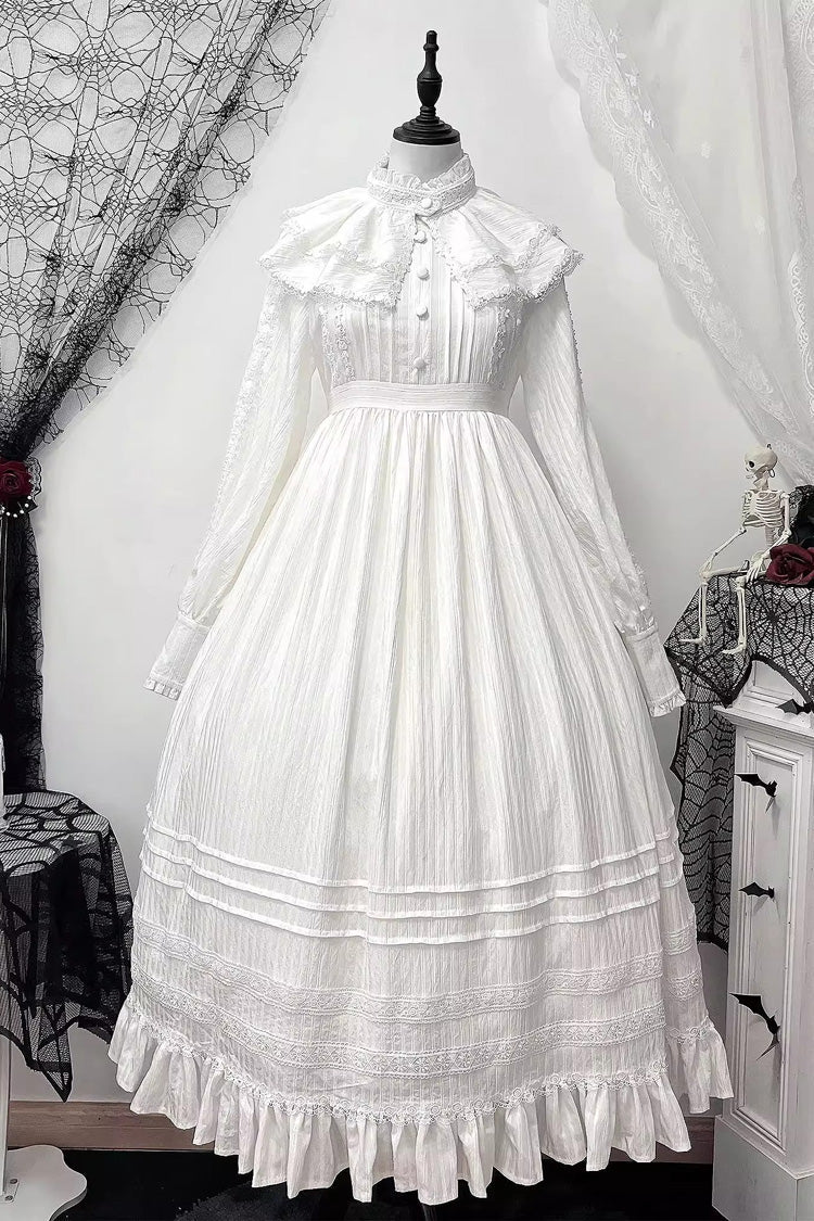 Finely Styled Dress with a Classic Vintage Look