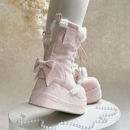 Finely Styled Boots with a Classic Vintage Look