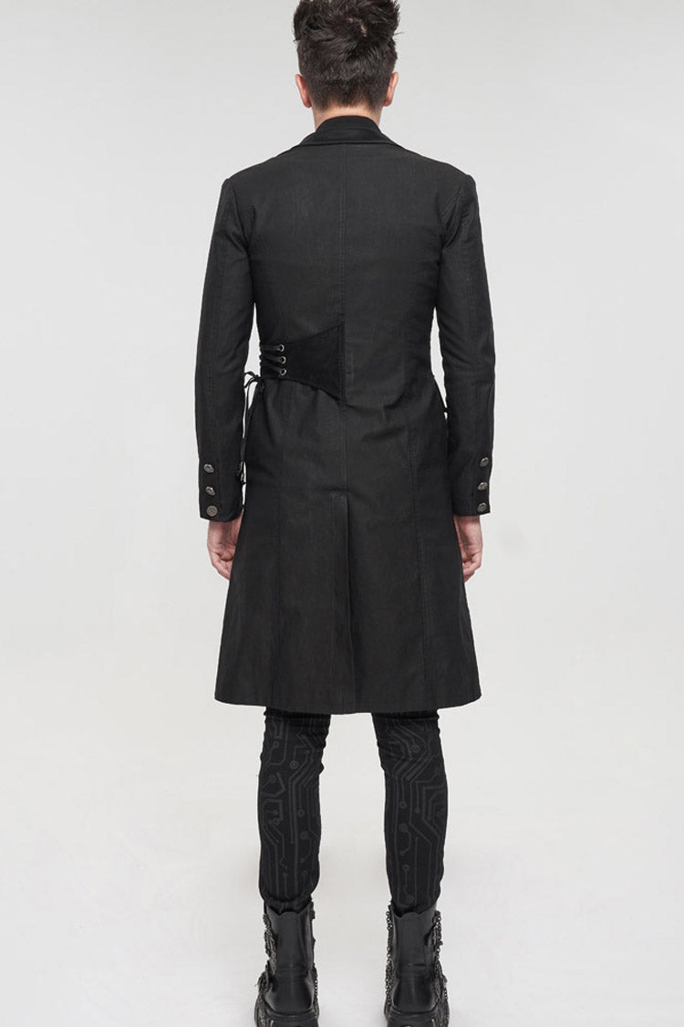 Finely Styled Coat with a Classic Vintage Look
