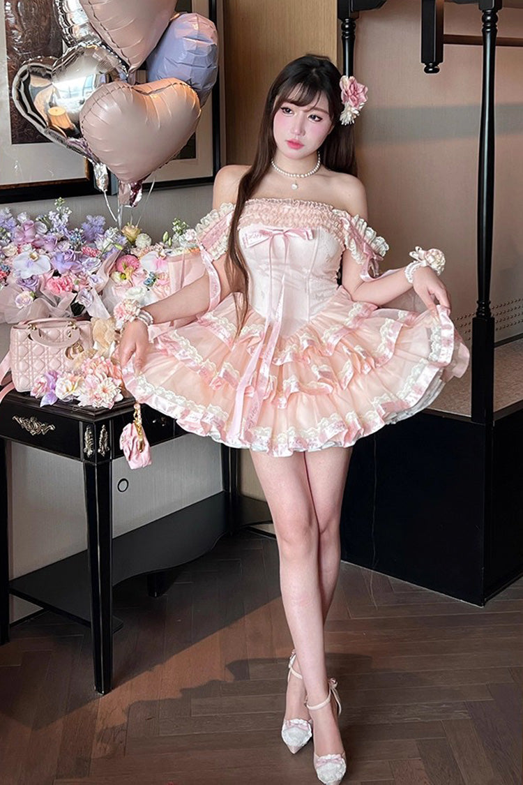 Finely Styled Dress with a Classic Vintage Look