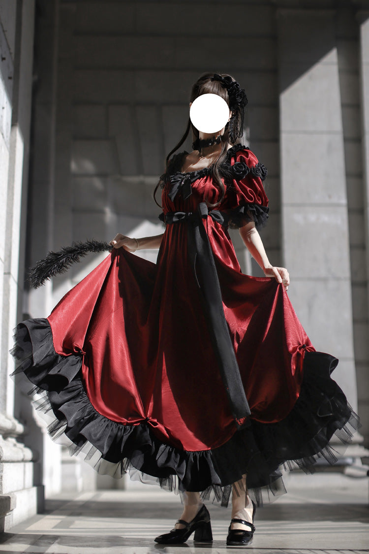 Classic Vintage Dress with a Flattering Fit