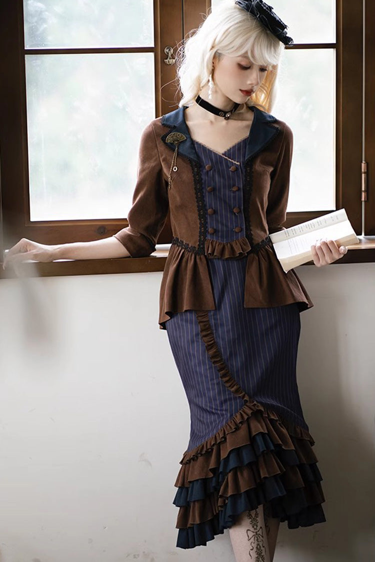 Casually Elegant Garment with a Refined Edge
