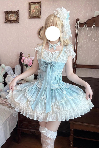 Subtly Elegant Dress with a Refined Vintage Look