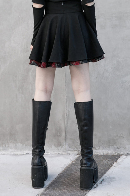 Effortlessly Elegant Garment with a Timeless Design