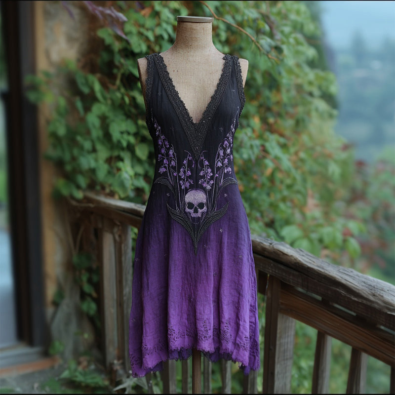 Finely Styled Dress with a Classic Vintage Look