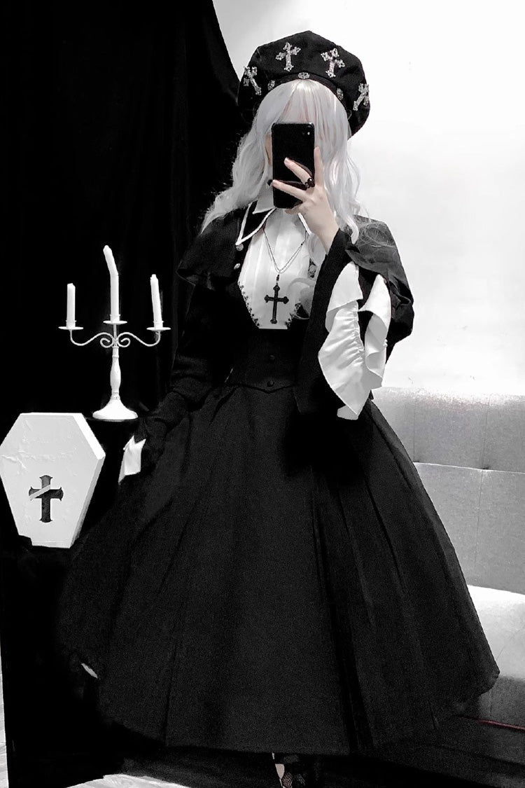 Sophisticated Dress with a Clean Classic Look