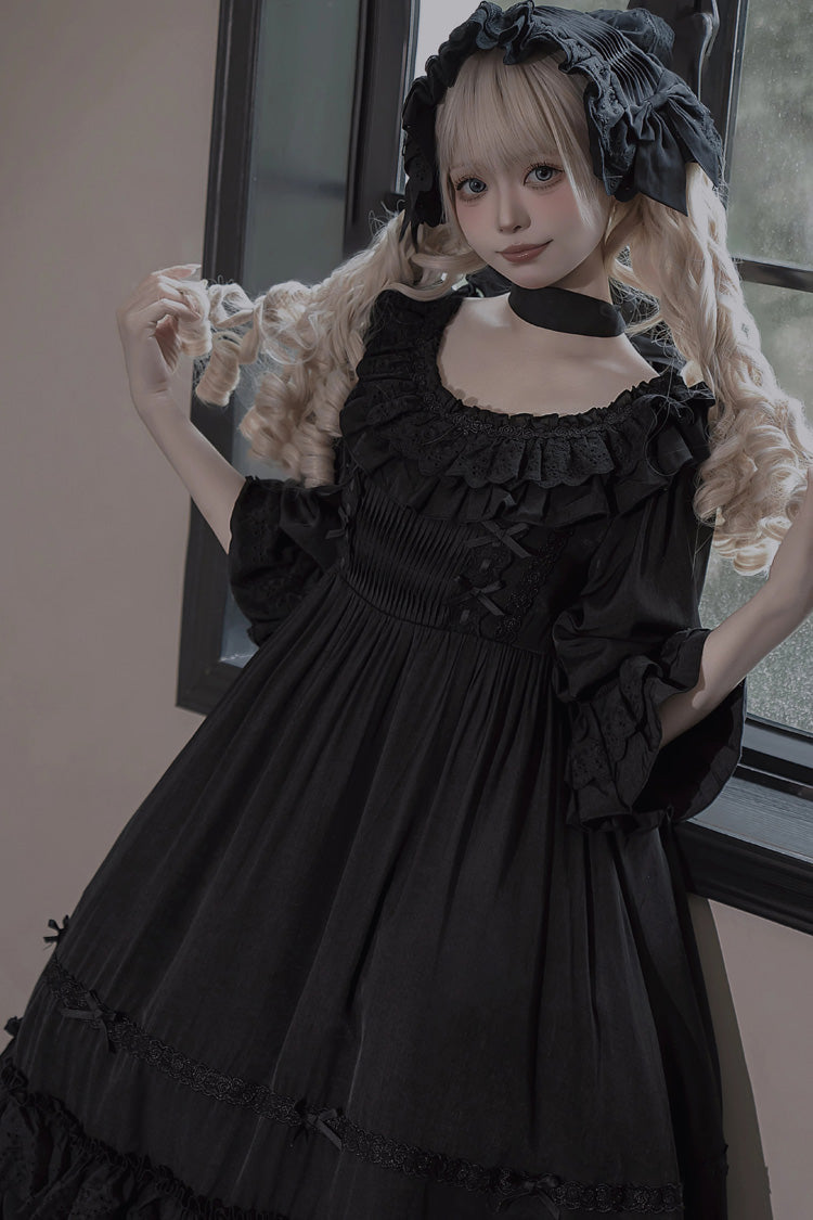 Effortlessly Elegant Dress with a Timeless Design