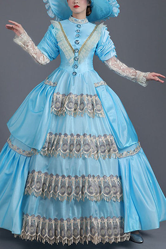Finely Styled Dress with a Classic Vintage Look