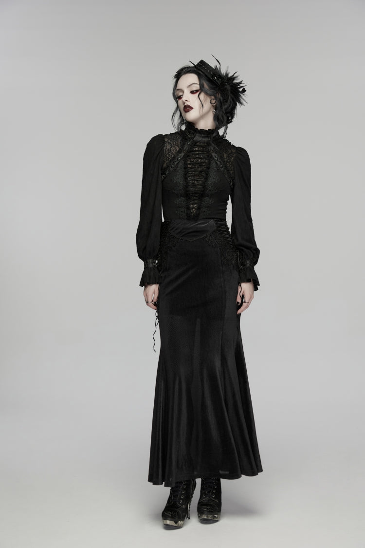 Subtly Elegant Blouse with a Refined Vintage Look