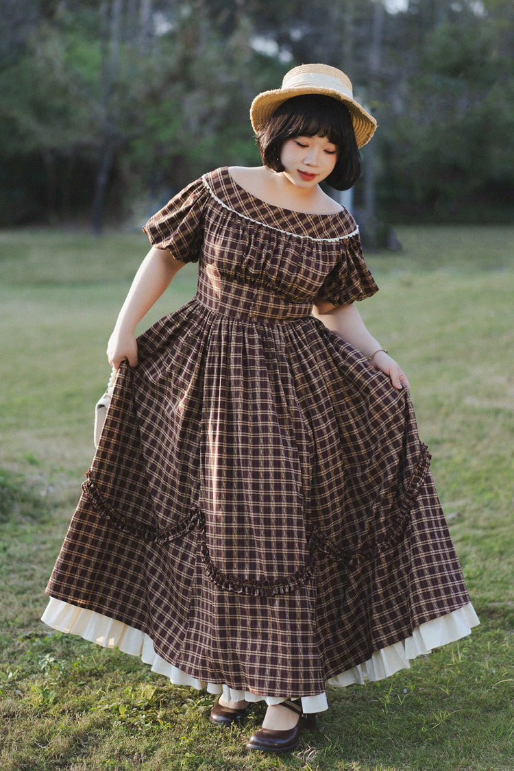 Finely Styled Dress with a Classic Vintage Look