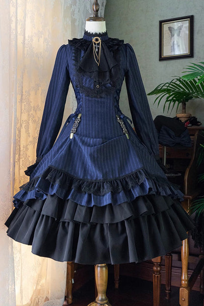 Sophisticated Dress with a Clean Classic Look
