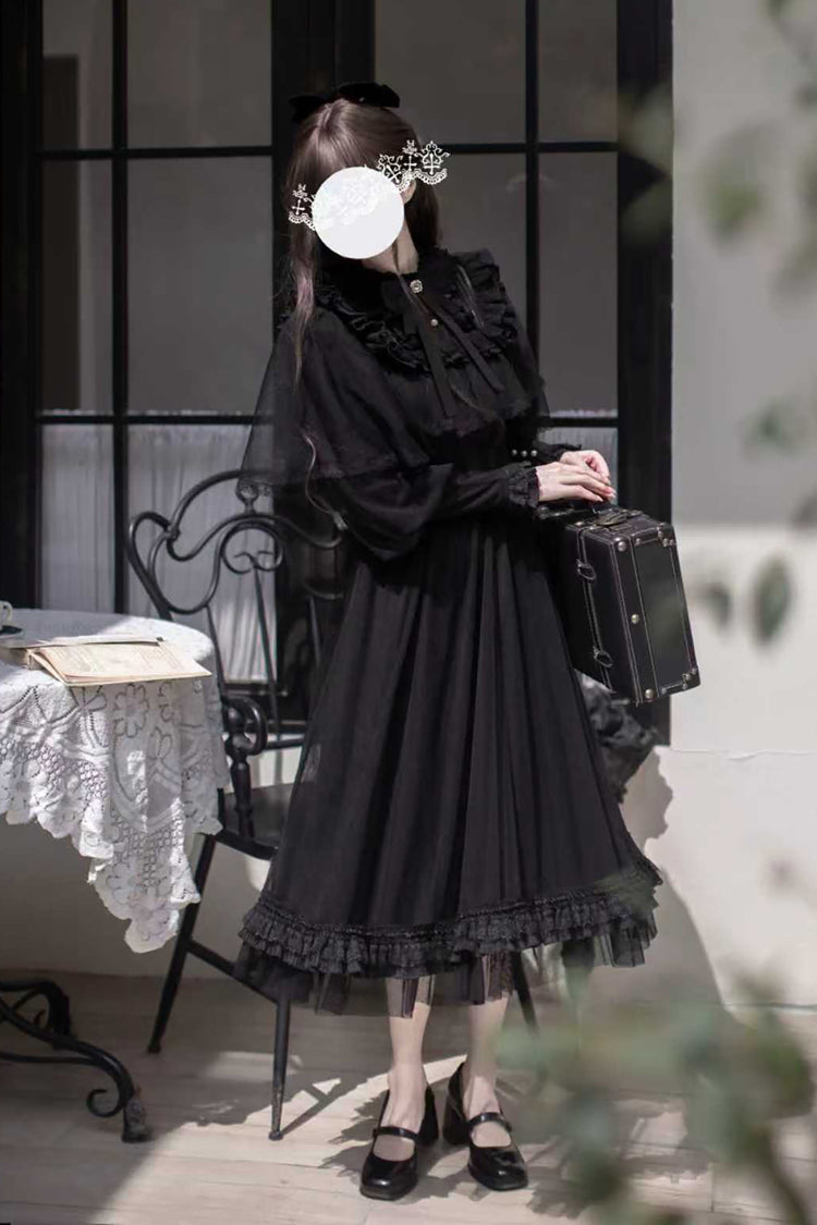 Subtly Elegant Dress with a Refined Vintage Look